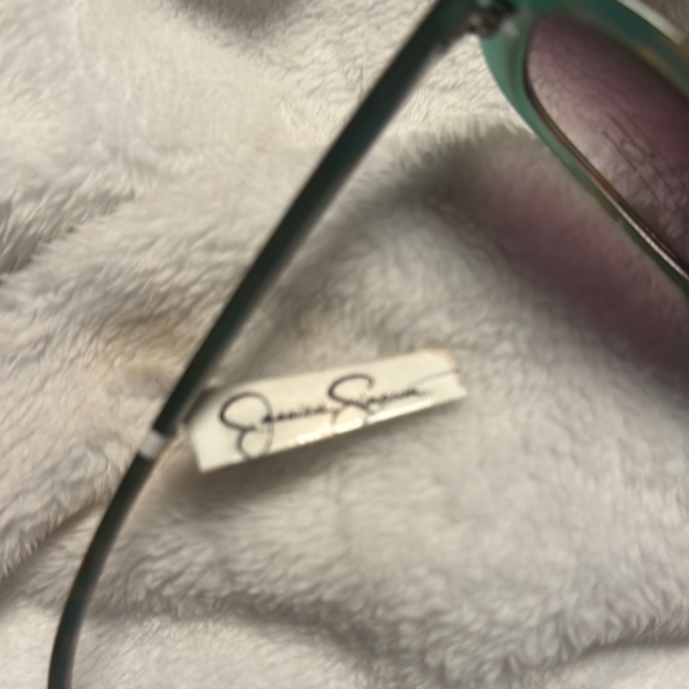 NEW Jessica Simpson Blue and Brown Sunglasses with Gradient Lenses - Picture 3 of 5